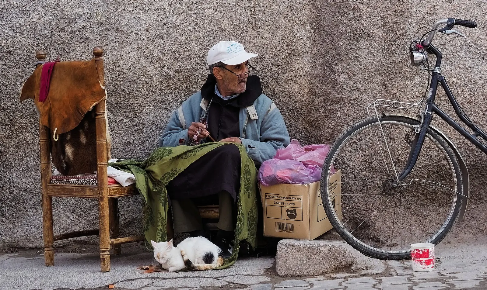 Tanner at work, Medina of Marrakesh